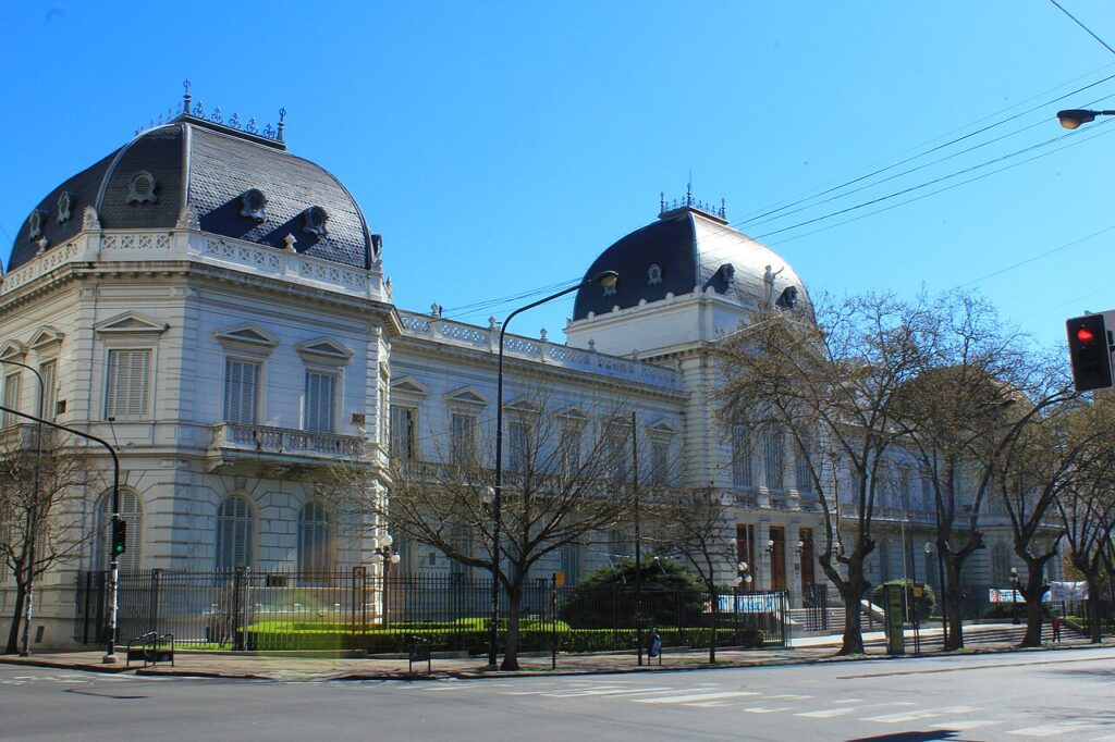 Juzgados y tribunales de Buenos Aires
